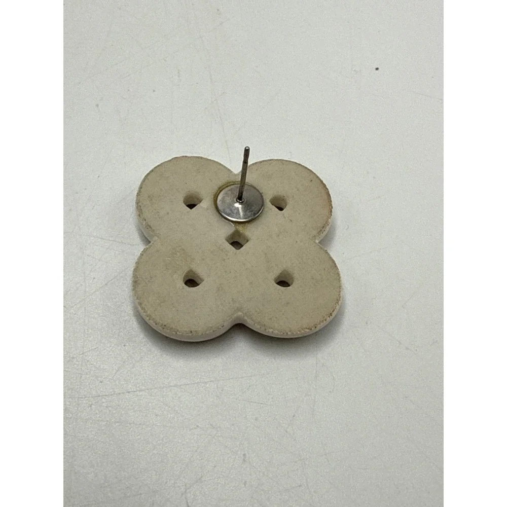 Vintage Porcelain Celtic Knot Stud Earrings Blue Floral‎ Gold Trim Ceramic Studs